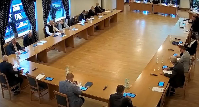 Radni Białej Podlaskiej zmienili statut. Prezydent już nie powie o swojej działalności