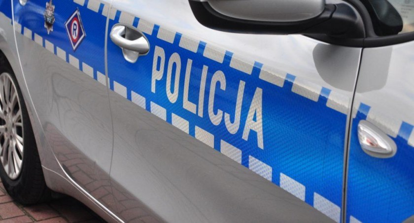 Podali kody i stracili pieniądze. Uwierzyli telefonicznym i internetowym oszustom 