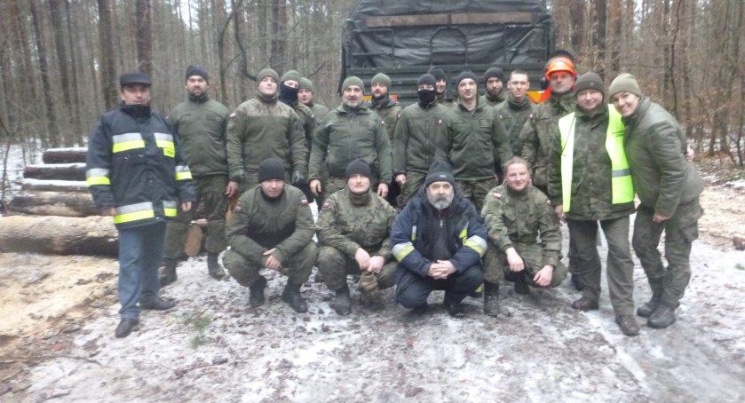 Drewno na opał trafiło z gminy Łomazy do funkcjonariuszy straży granicznej i do żołnierzy