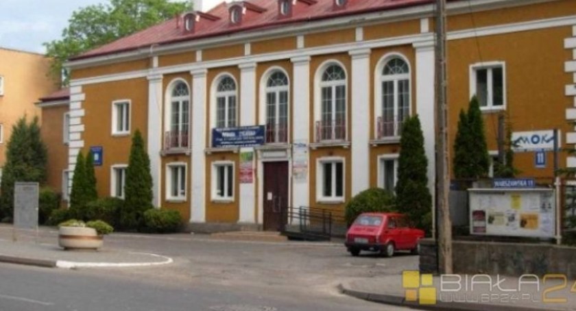 Bialskie Centrum Kultury  im. Bogusława Kaczyńskiego w Białej Podlaskiej zaprasza na spotkanie z fotografem Tomaszem Młynarczykiem