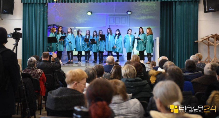Koncert z okazji dnia kobiet w Rossoszu