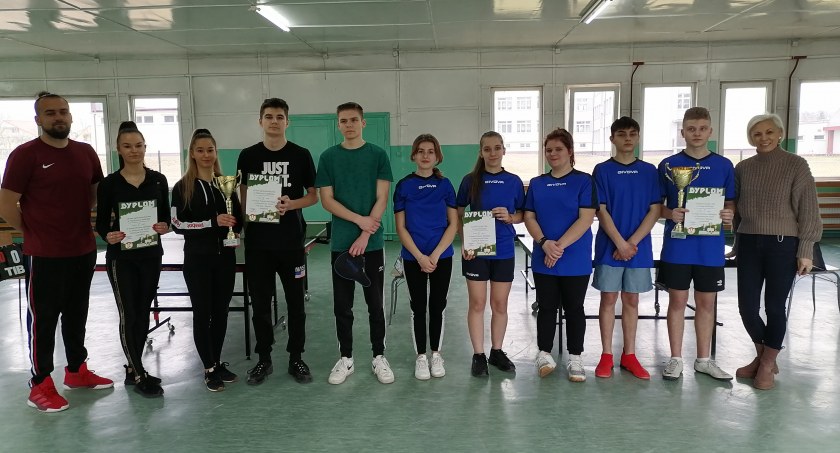 Moc międzyszkolnych zawodów sportowych w powiecie bialskim