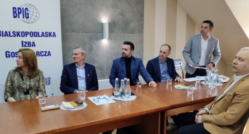 Bialskopodlaska Izba Gospodarcza dołoży się do pomocy Ukraińcom