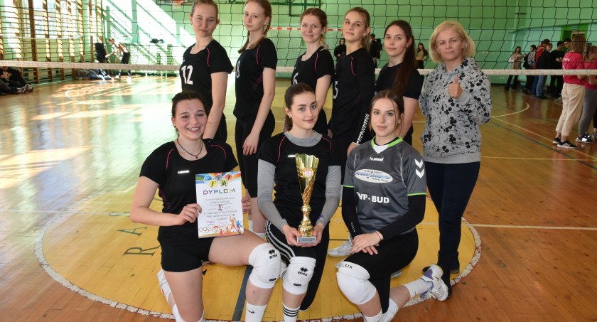 Siatkarki z Kraszaka mistrzyniami regionu