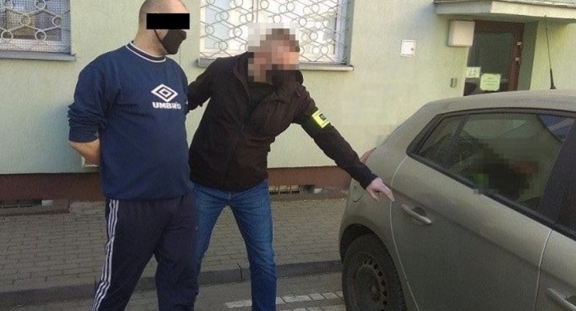 Znęcał się nad rodzicami. Trzymał w domu narkotyki