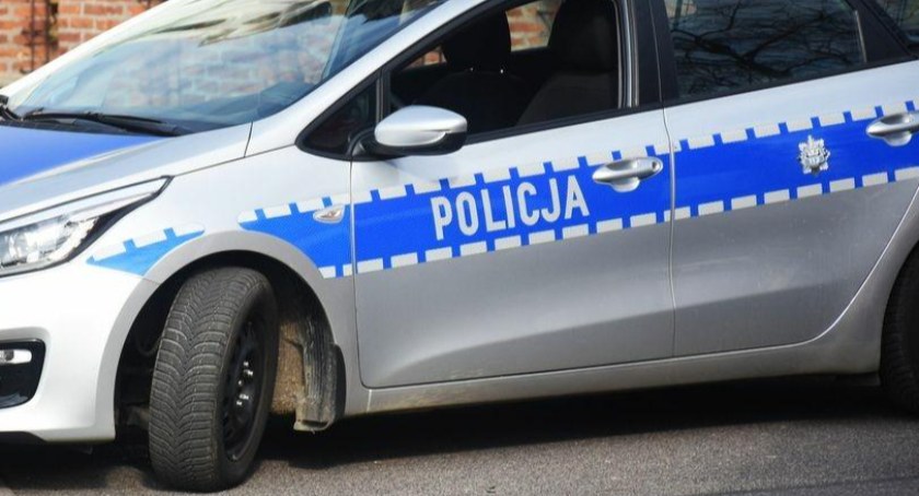 Miała sprzedać kanapę, straciła pieniądze