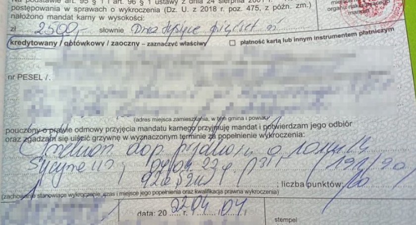 Dostała mandat 2,5 tys. zł bo pędził na pustej drodze