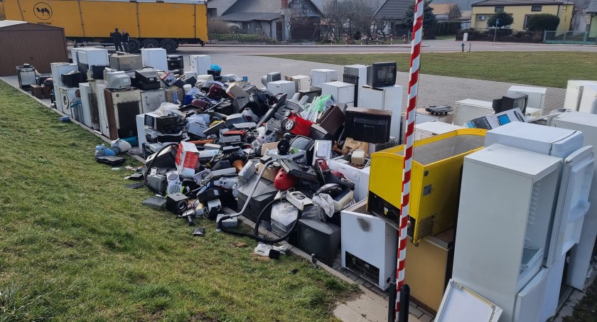 Strażacy dbają o ekologię. Zebrali dziewięć ton elektrośmieci