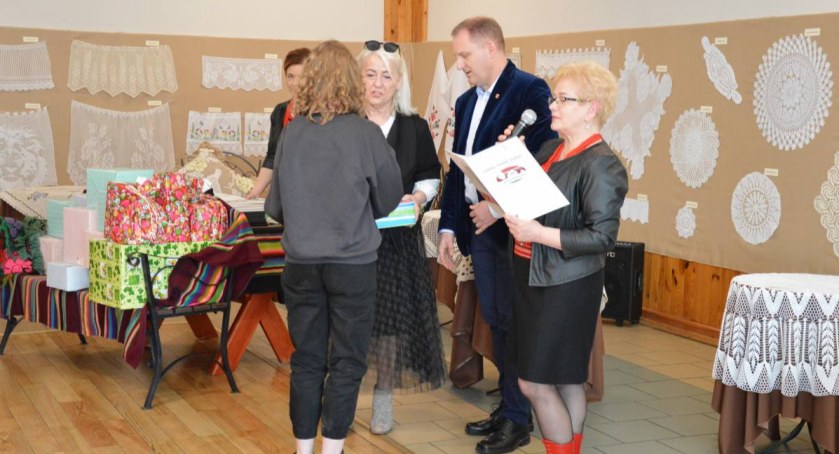 Malowali iglą. Wręczono nagrody i otworzono wystawę 