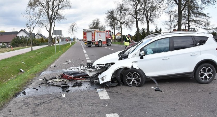 Gmina Międzyrzec Podlaski: Skasowała swojego VW. Wjechała w forda