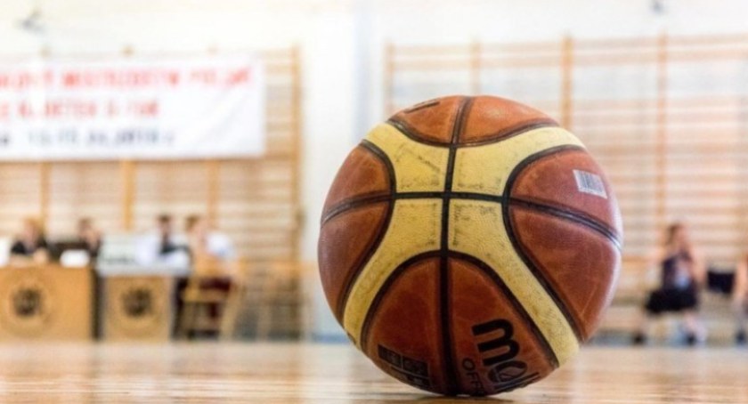 Drużyny z różnych krajów będą wrzucać do kosza