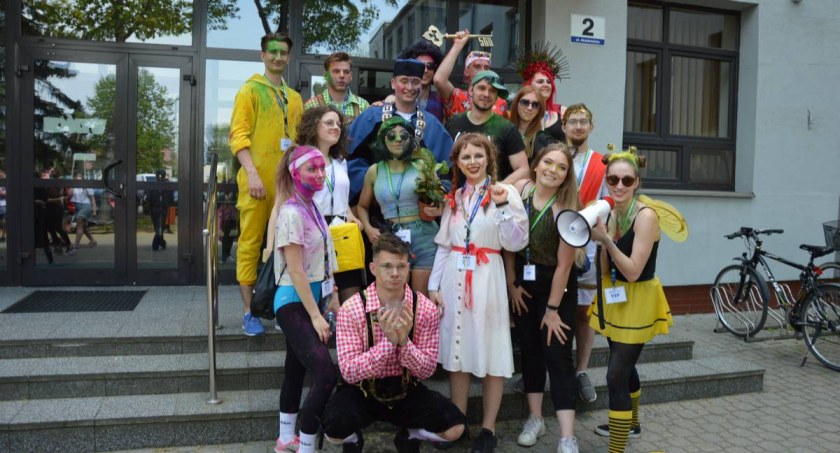 Studenci przejęli władzę w mieście i na uczelni