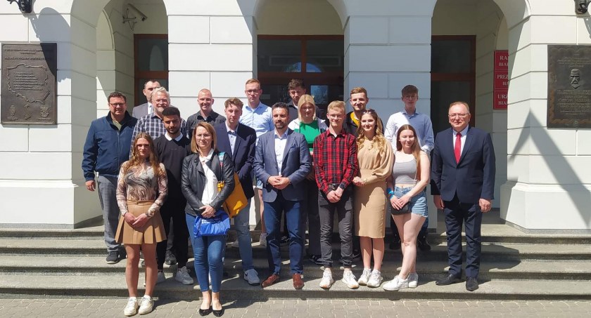 Niemiecka młodzież przyjechała podejrzeć zawody w Cechu