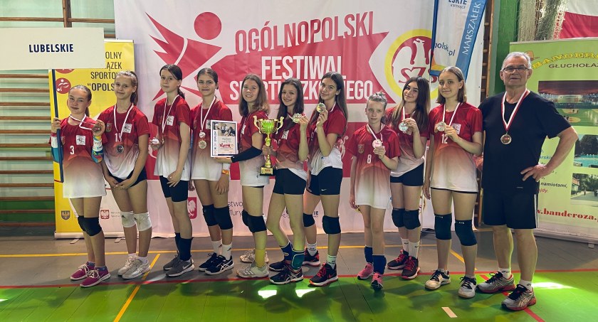 Dziewczyny z bialskiej szóstki są wicemistrzami kraju