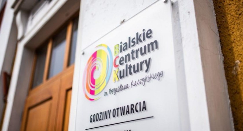 Letnie kino dla wszystkich, zarówno dzieci jak i dorośli znajdą coś dla siebie. 