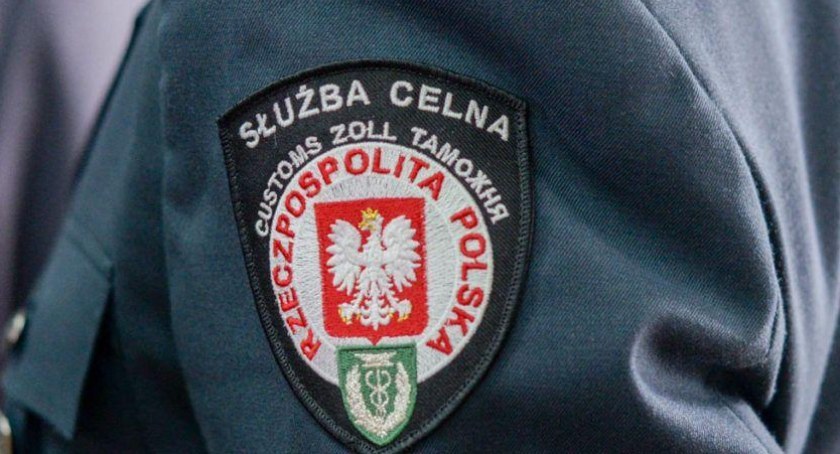 Znaleźli u białoruskich podróżnych dużą ilość niezgłoszonej gotówki