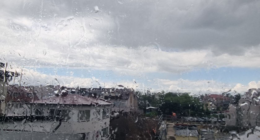 Będą burze z silnymi opadami 