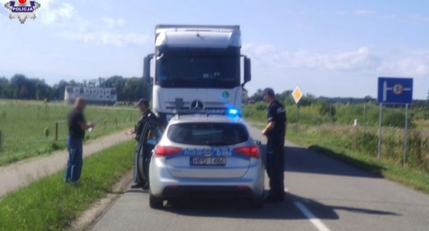 Policja dyscyplinuje kierowców ciężarówek 