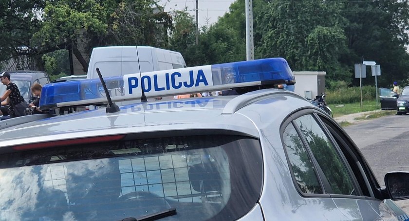 Jeden sprawdzał turbinę, drugi pędził na pępkowe. Przekroczyli dopuszczalną prędkość 