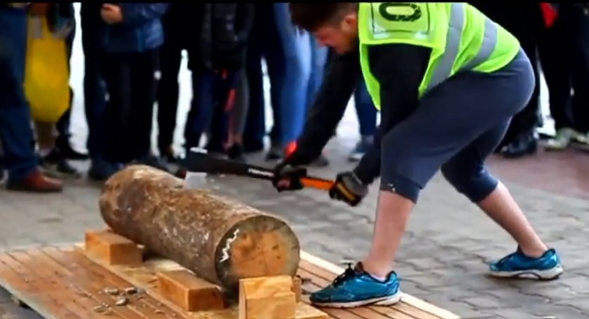Wióry polecą. Miłośnicy siekiery spotkają się by walczyć przy centrum handlowym