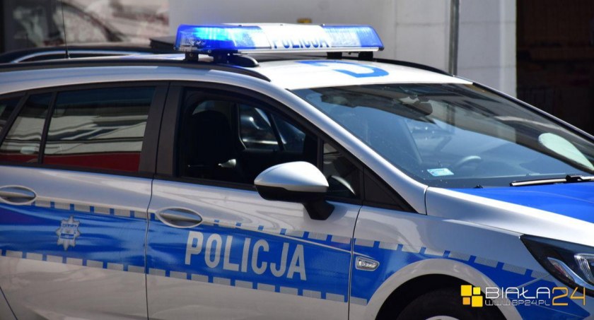 Mieszkanka Białej Podlaskiej chciała sprzedać ubranka do chrztu. Straciła pieniądze
