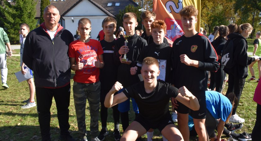 Wiemy, które szkoły z miasta są najlepsze w biegach przełajowych
