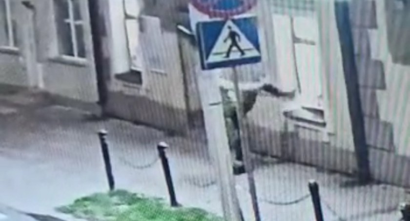 Wyszedł z więzienia. 19-latek po dobie trafił do niego ponownie