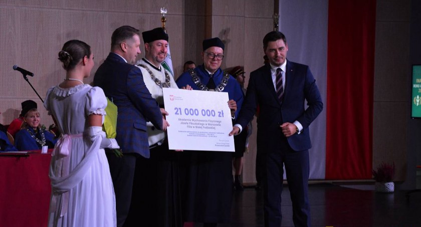 Zainaugurowali rok akademicki. Czarnek przywiózł 21 mln zł na inwestycje w uczelni 