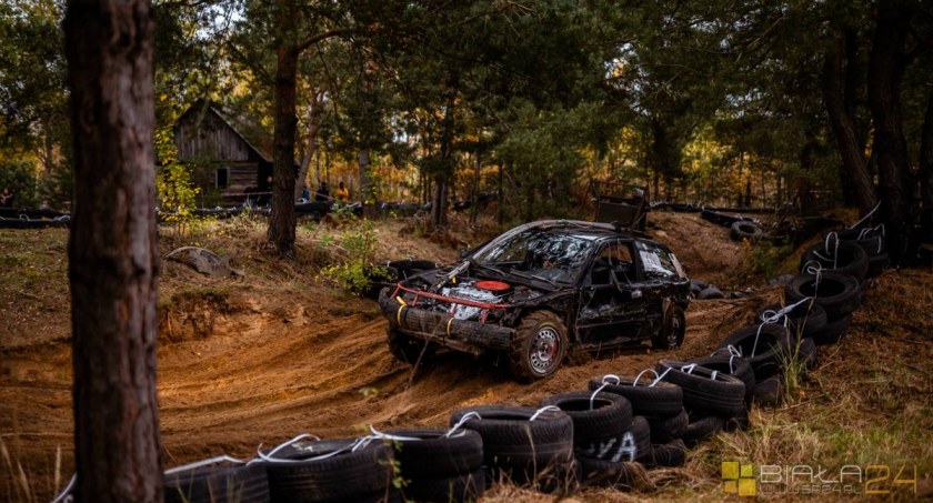 Ścigali się na Wrak Race Biała Podlaska
