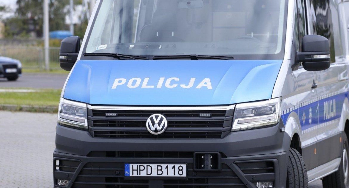 Przekazała oszustom dużą ilość pieniędzy. Jeden z nich podawał się za prokuratora