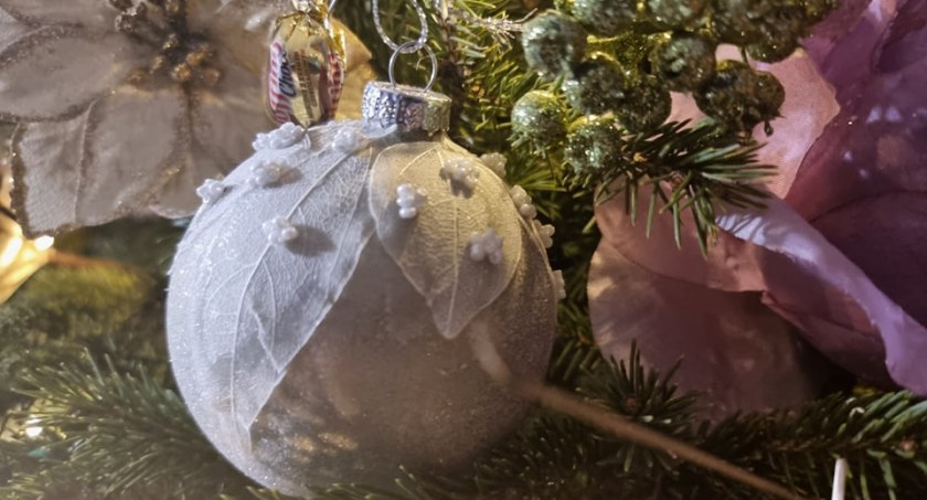 Mrożona bombka. Zajęcia dla dorosłych w Hrudzie