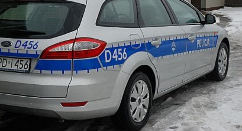 Wjechał w drzewo w Koroszczynie. Przyczyny zbada policja [AKTUALIZACJA]