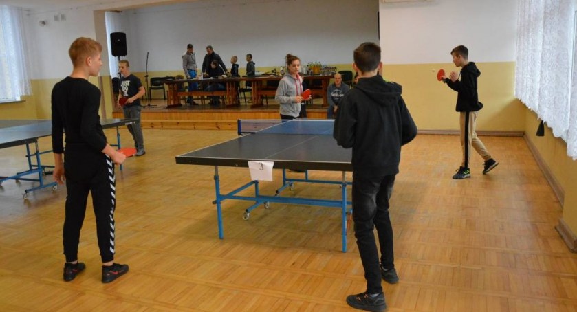 Będą grać w tenisa stołowego na rzecz Ani w Dubowie