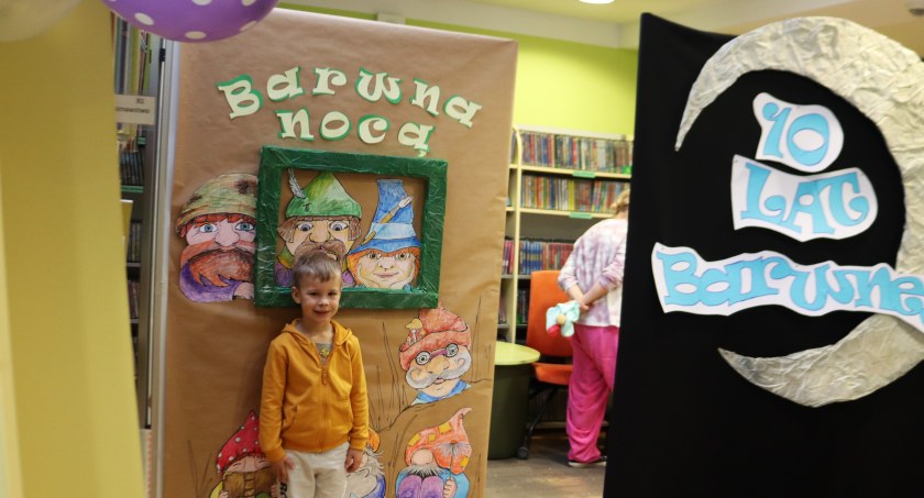 Krasnoludki w Białej Podlaskiej. Biblioteka Barwna skończyła 10 lat