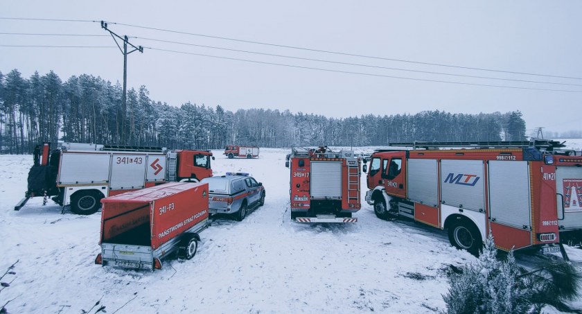 Śnieżyca przetoczyła się przez powiat bialski. Straż Pożarna robi bilans interwencji związanych z pogodą