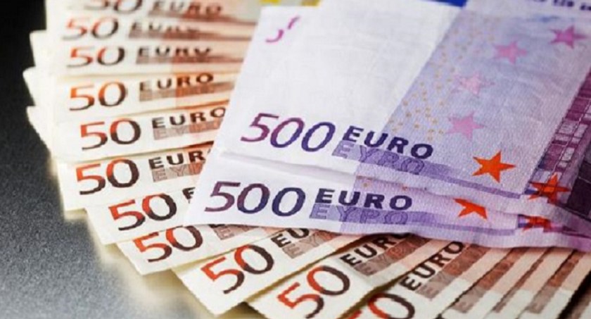 Niezgłoszona gotówka w Terespolu. Celnicy dali mandaty o wartości 30 tys. zł 