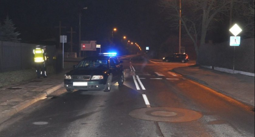 Przechodziła przez pasy na ul. Sitnickiej. Najechała na nią kierująca audi