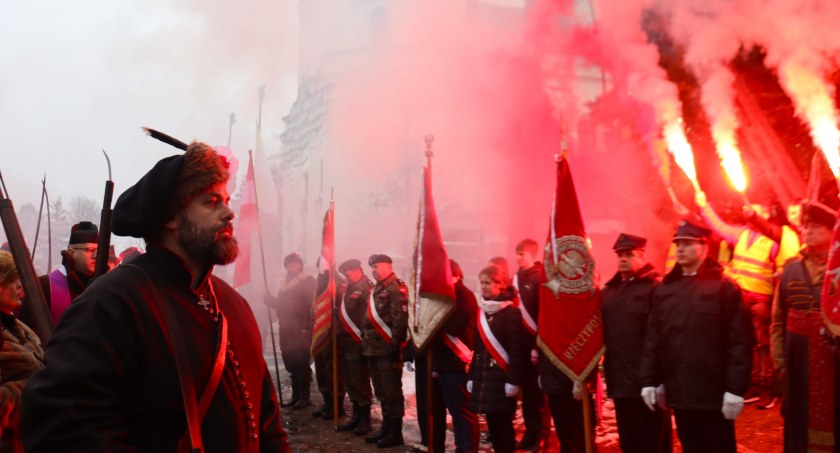 Obchody rocznicy powstania styczniowego w Kodniu. Zainscenizowano bitwę sprzed 160. lat