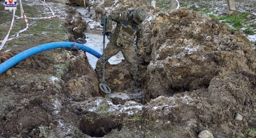 Pociski znalezione w gminie Terespol. Podczas prac ziemnych odkryto kilka niewybuchów