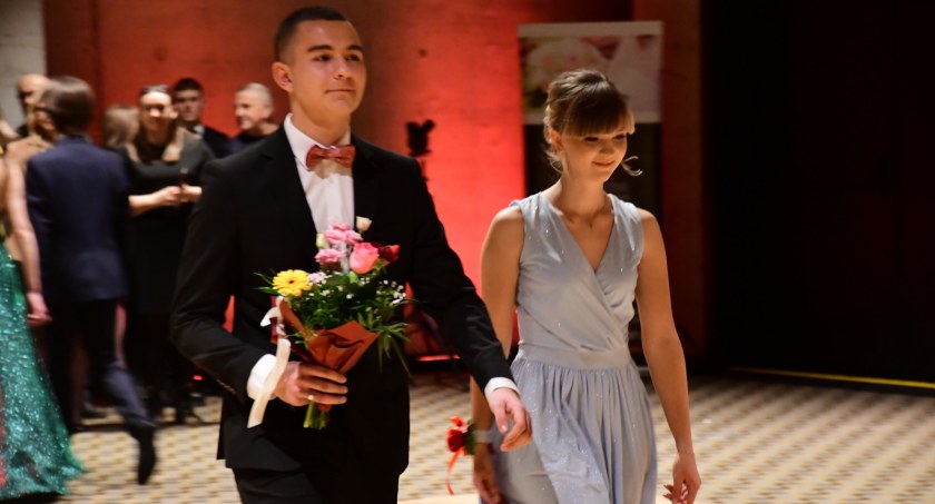 II Liceum Ogólnokształcące w Białej Podlaskiej bawiło się na studniówce