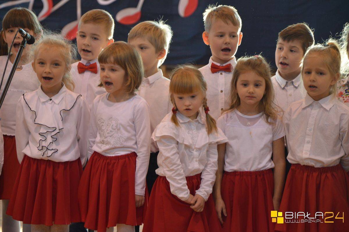 III przegląd pieśni i piosenki patriotycznej