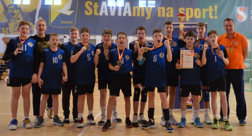 Siatkarze ze Szkoły Podstawowej nr. 6 zdobyli złoty medal