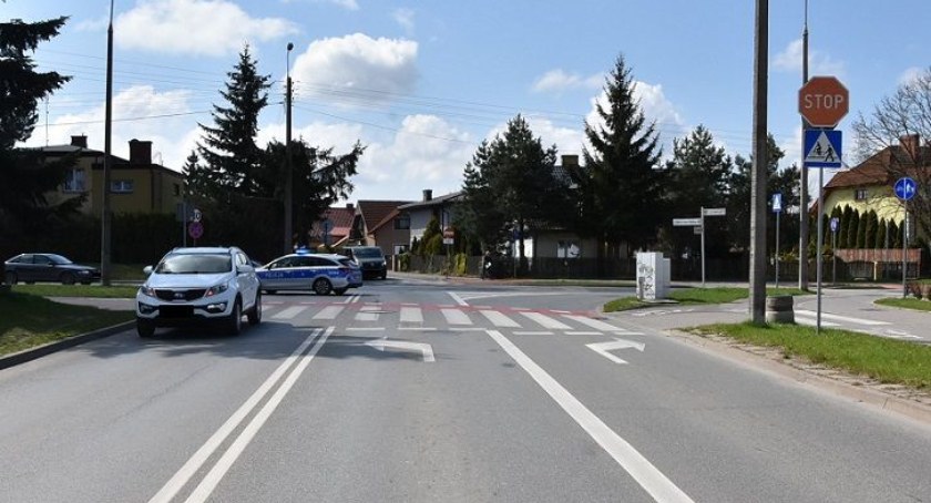 Biała Podlaska: Potrącenie pieszego przy Lidlu. Mężczyzna znalazł się w szpitalu