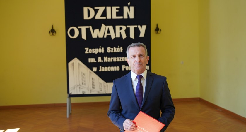 Janów Podlaski: Dzień Otwarty w Zespole Szkół im. Adama Naruszewicza. Przedstawiono ofertę edukacyjną i pokazy umiejętności uczniów