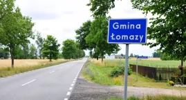 Ścieżki pieszo-rowerowe, nowe place zabaw i Punkt Promocji Produktów Lokalnych. Gmina Łomazy realizuje rekordową inwestycję turystyczną za ponad 9 mln zł