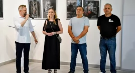 Wernisaż w Białej Podlaskiej. „Między spojrzeniami” &hellip;