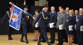 55 awansów i mocne słowa o nowych zagrożeniach. Tak świętowali bialscy policjanci