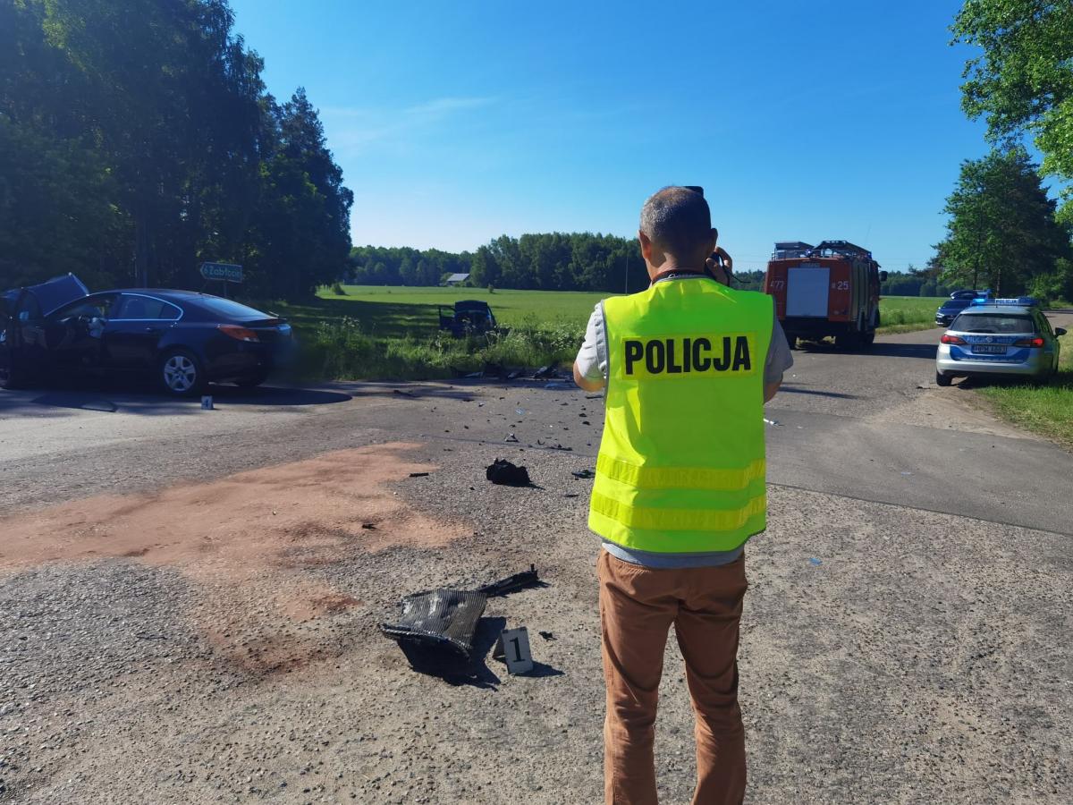 Zderzyli się, bo nie ustąpił pierwszeństwa. Dwie osoby trafiły do szpitala 