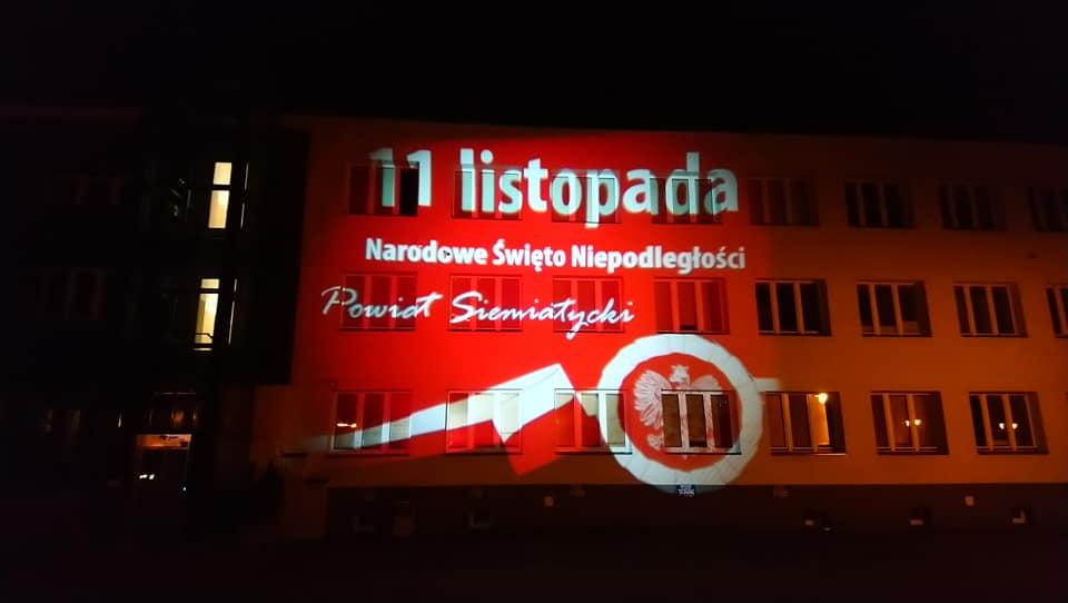 Starostwo zaświeciło na biało-czerwono 