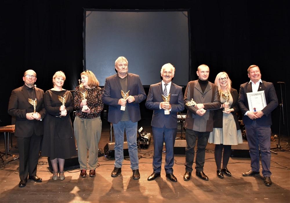 Nagrodzili anielskie osobowości
